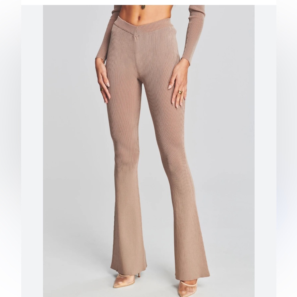 SER.O.YA Women's Lux Pants Fitted Flare Brown Ribbed High Rise V Waist Size L‎
